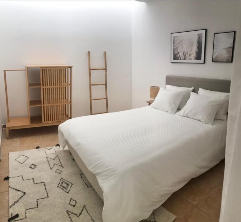 Accommodation In Sesimbra - Two Double Bedroom Exterior photo